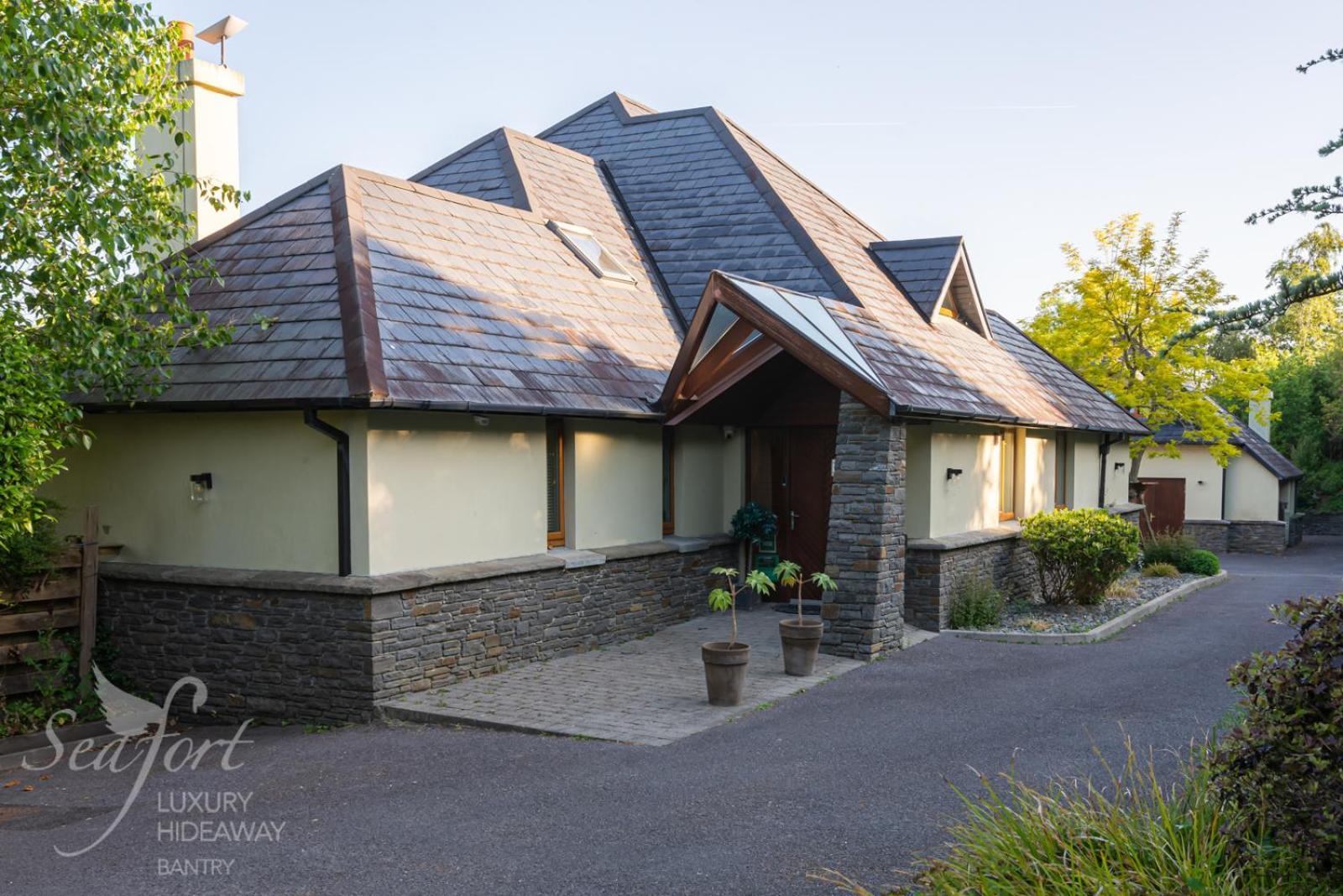 Seafort Luxury Hideaway Bantry Exterior photo